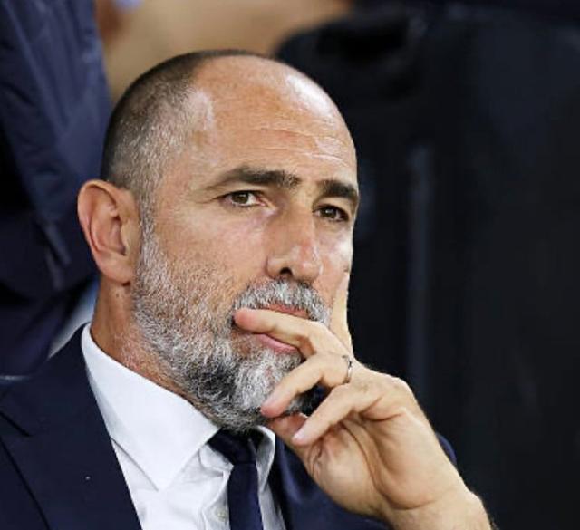 多矛盾, 奖杯的重要 多矛盾, 奖杯的重要