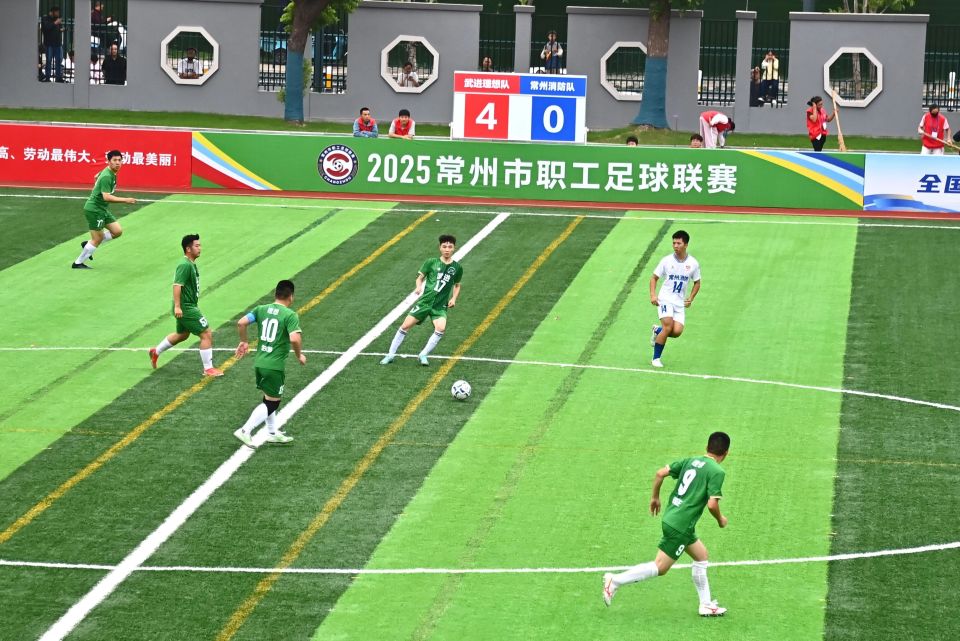 MZ, 它向全社会, 现出的顽强 MZ, 它向全社会, 现出的顽强